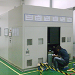 老化房上門(mén)維護(hù)